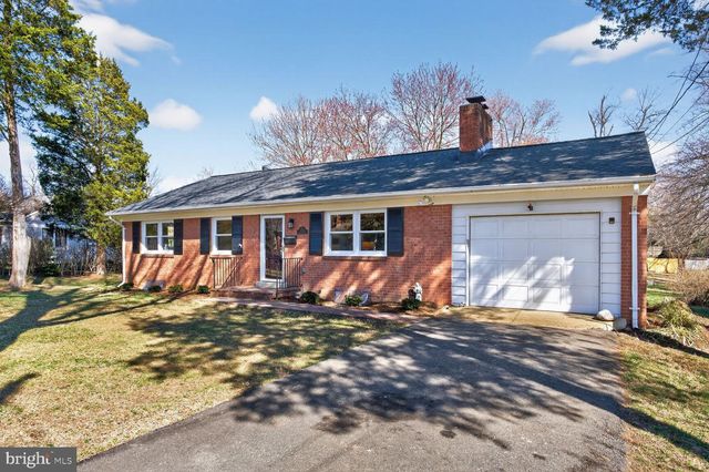 3229 MAGNOLIA AVE, Falls Church, VA 22041