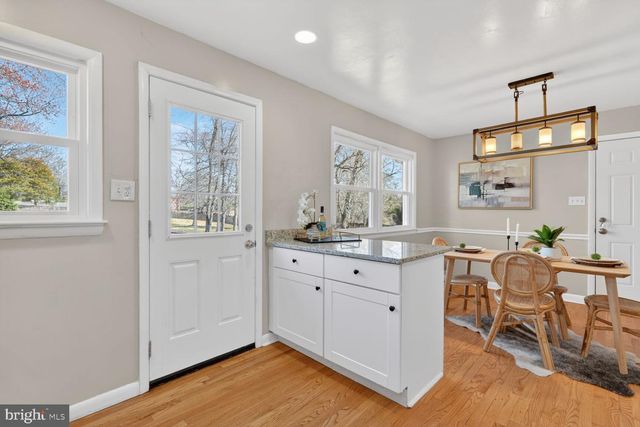 3229 MAGNOLIA AVE, Falls Church, VA 22041