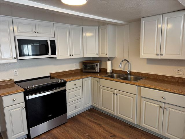 102 LAURETI LANE, Lake Wales, FL 33898