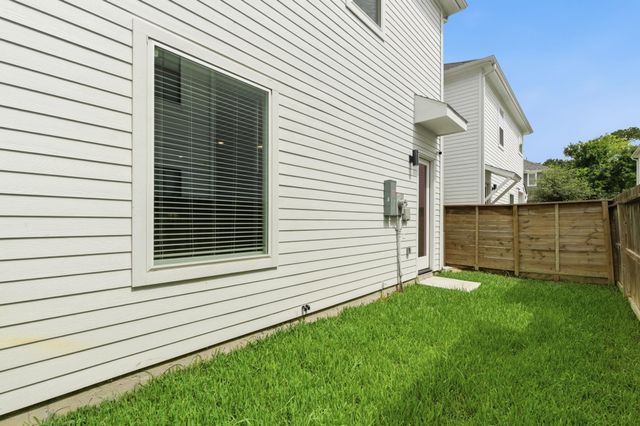 6337 Wheatley Street, Houston, TX 77091