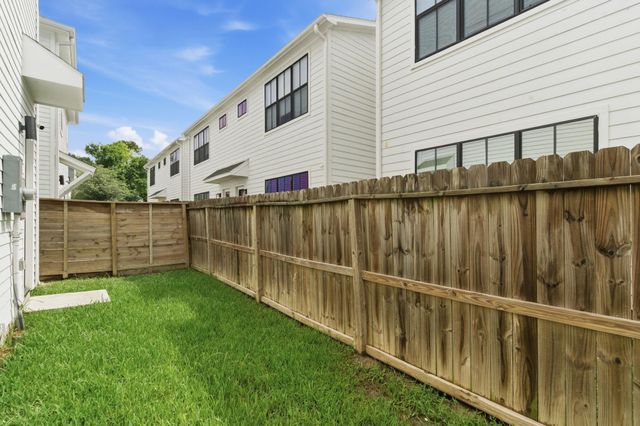 6337 Wheatley Street, Houston, TX 77091