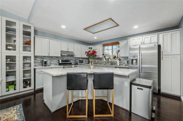 3136 Frances, La Crescenta, CA 91214
