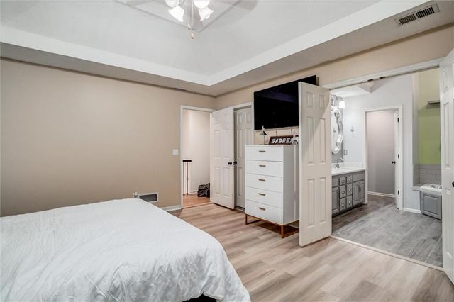 9435 N Flora Avenue, Kansas City, MO 64155