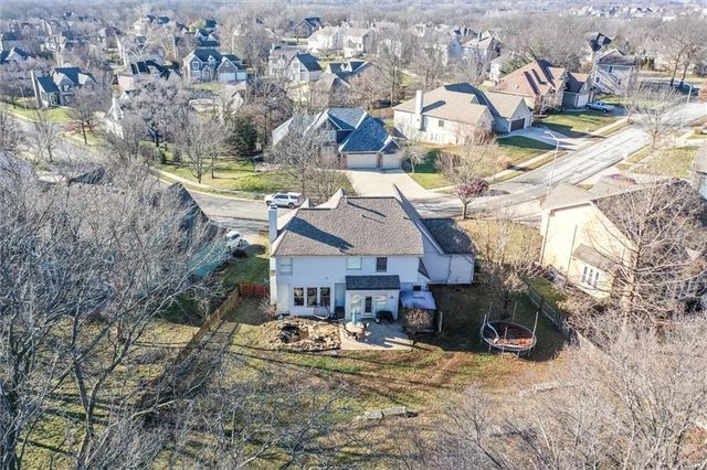 9435 N Flora Avenue, Kansas City, MO 64155