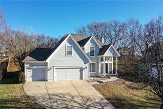 9435 N Flora Avenue, Kansas City, MO 64155