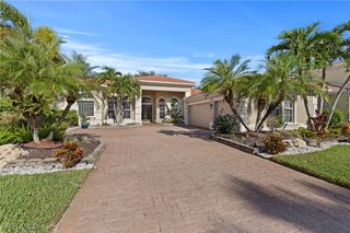 19464 La Serena DR, Estero, FL 33967