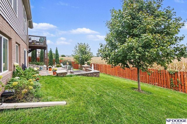 2212 Alexandra Road, Papillion, NE 68133