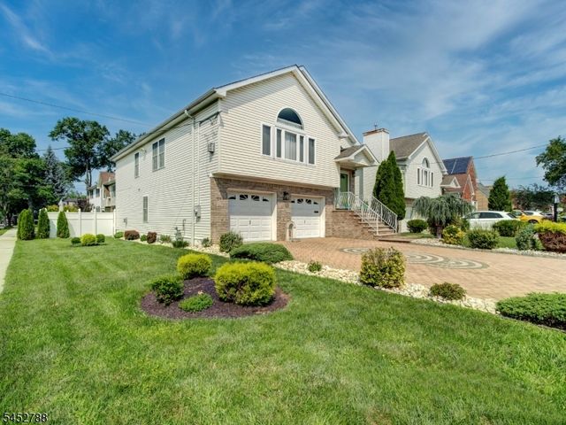 402 N 16Th St, Kenilworth Boro, NJ 07033