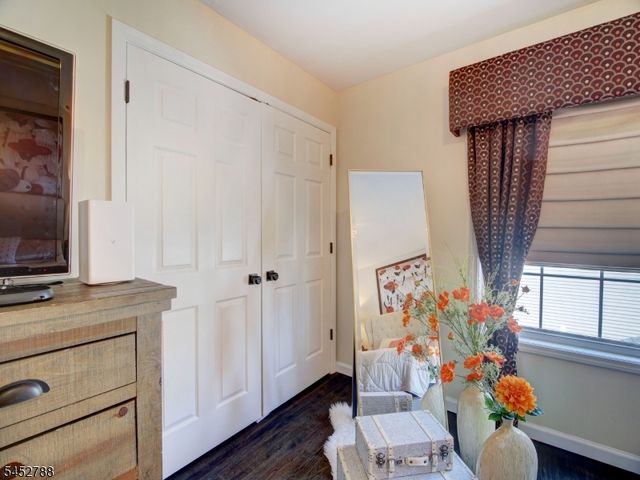 402 N 16Th St, Kenilworth Boro, NJ 07033