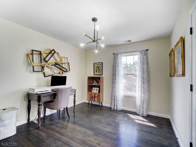 402 N 16Th St, Kenilworth Boro, NJ 07033