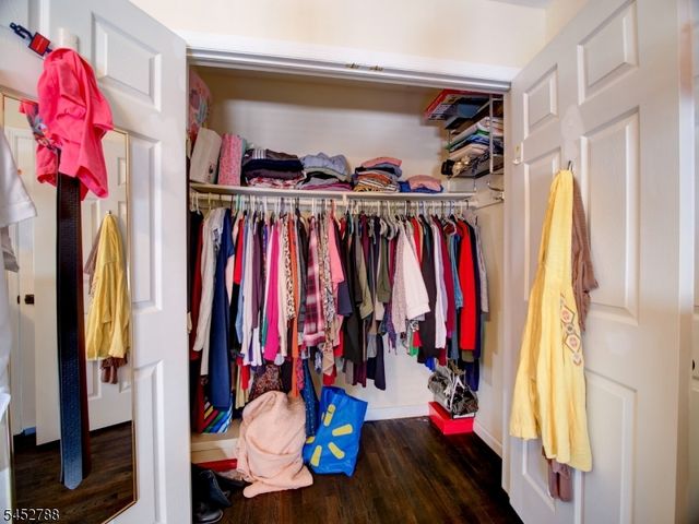 402 N 16Th St, Kenilworth Boro, NJ 07033