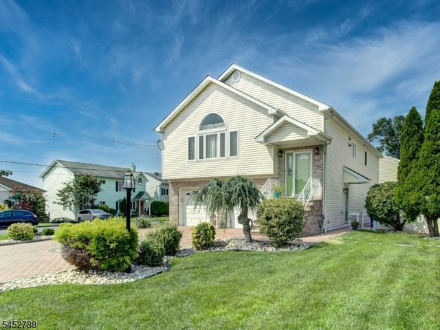 402 N 16Th St, Kenilworth Boro, NJ 07033