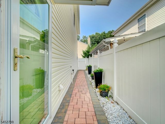 402 N 16Th St, Kenilworth Boro, NJ 07033