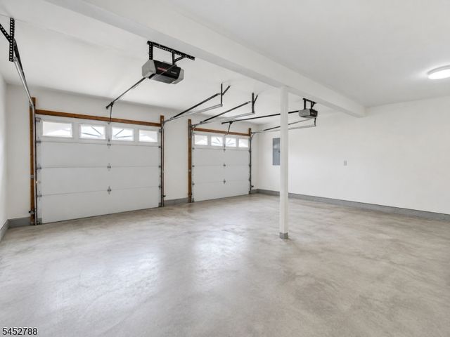 402 N 16Th St, Kenilworth Boro, NJ 07033