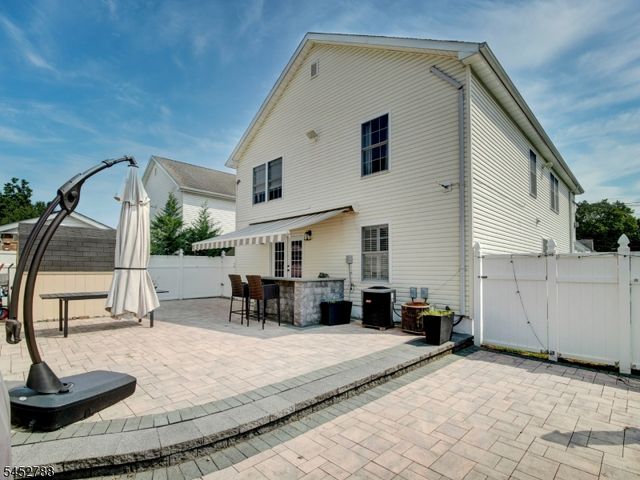 402 N 16Th St, Kenilworth Boro, NJ 07033