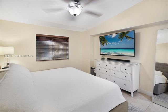 6245 SW 47th Mnr 204, Davie, FL 33314