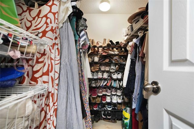 6245 SW 47th Mnr 204, Davie, FL 33314