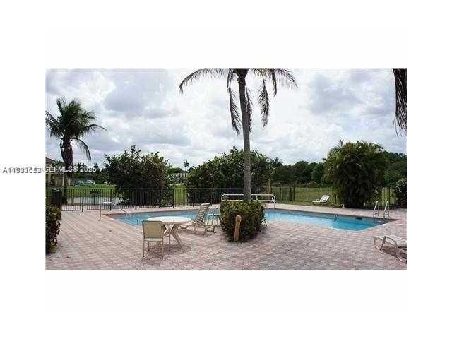6245 SW 47th Mnr 204, Davie, FL 33314