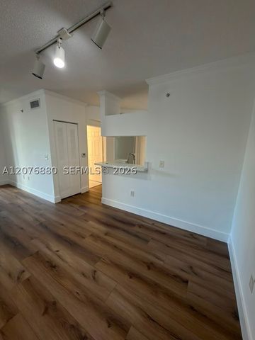17145 N Bay Rd 4202, Sunny Isles Beach, FL 33160