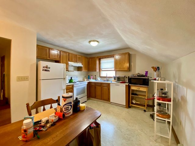 39-41 Columbia St 5, Malden, MA 02148