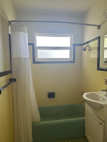 701 FRANCES STREET, Nokomis, FL 34275