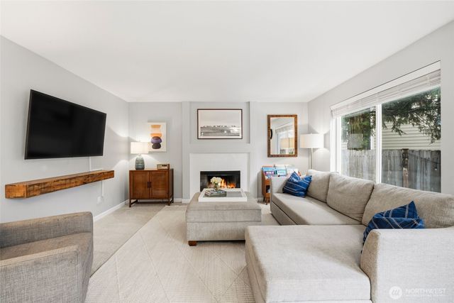 23803 SE 247th Place, Maple Valley, WA 98038