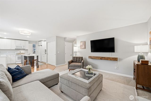 23803 SE 247th Place, Maple Valley, WA 98038