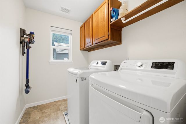 23803 SE 247th Place, Maple Valley, WA 98038