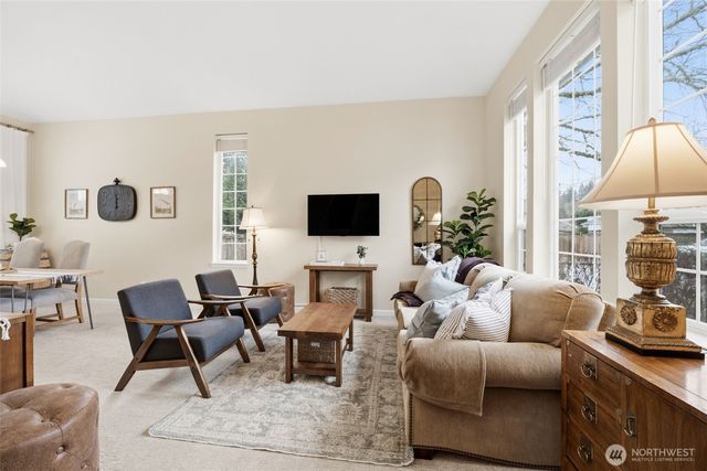 23803 SE 247th Place, Maple Valley, WA 98038