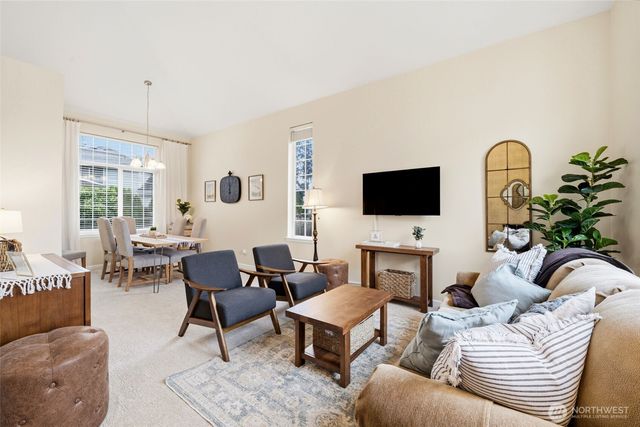 23803 SE 247th Place, Maple Valley, WA 98038