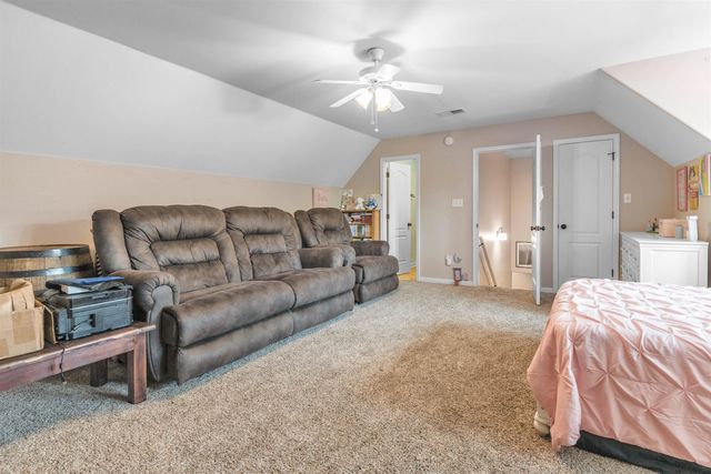310 WHISPERING MEADOWS DR, Oakland, TN 38060