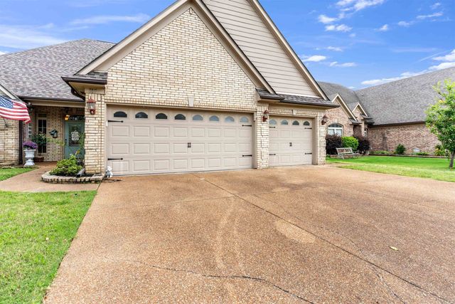 310 WHISPERING MEADOWS DR, Oakland, TN 38060
