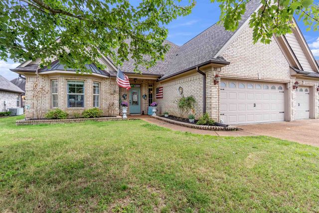 310 WHISPERING MEADOWS DR, Oakland, TN 38060