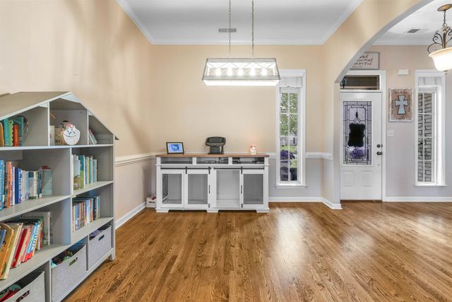 310 WHISPERING MEADOWS DR, Oakland, TN 38060