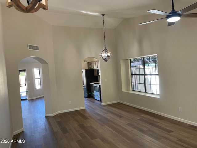 4790 W ORAIBI Drive, Glendale, AZ 85308