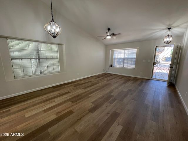 4790 W ORAIBI Drive, Glendale, AZ 85308