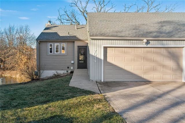 7044 N Askew Avenue, Gladstone, MO 64119