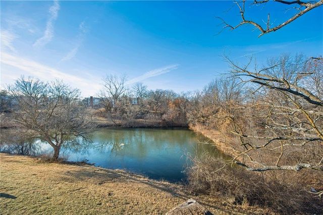 7044 N Askew Avenue, Gladstone, MO 64119