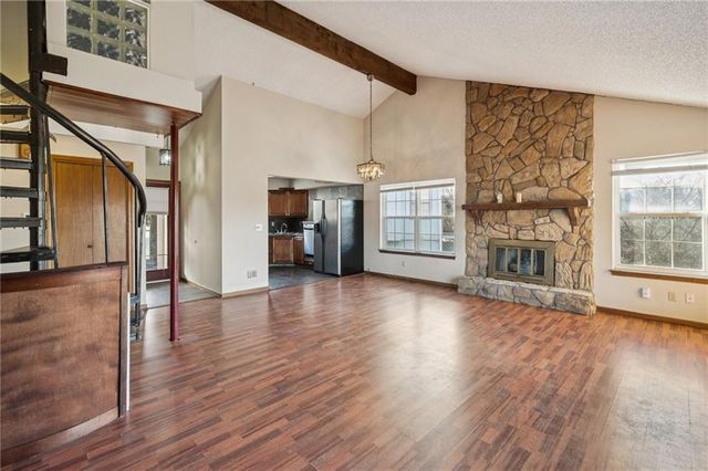 7044 N Askew Avenue, Gladstone, MO 64119