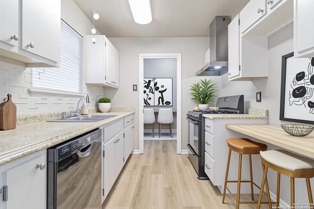 6134 Cedar Valley, San Antonio, TX 78242