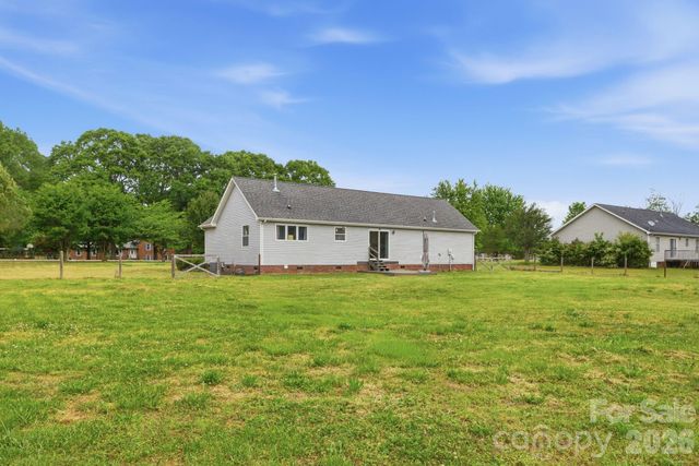 2073 Highway 557 Highway, Clover, SC 29710