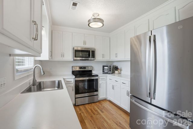 2073 Highway 557 Highway, Clover, SC 29710