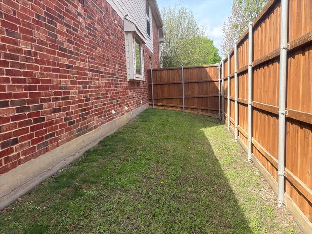 7612 CINDY, Sachse, TX 75048