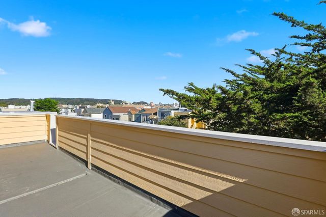 458 11th Avenue 458, San Francisco, CA 94118