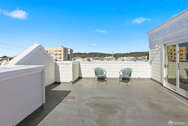 458 11th Avenue 458, San Francisco, CA 94118