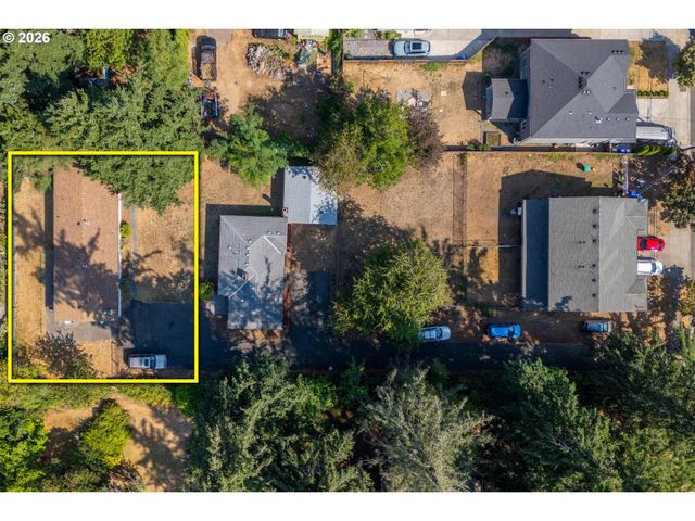 1749 Se 176TH Ave, Portland, OR 97233