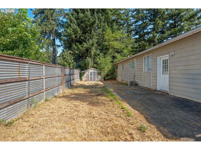 1749 Se 176TH Ave, Portland, OR 97233