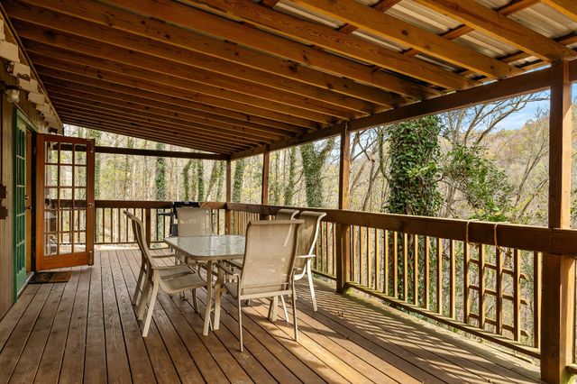 235 Rye Hobbs Hollow Rd, Smithville, TN 37166