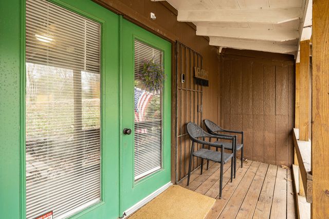 235 Rye Hobbs Hollow Rd, Smithville, TN 37166