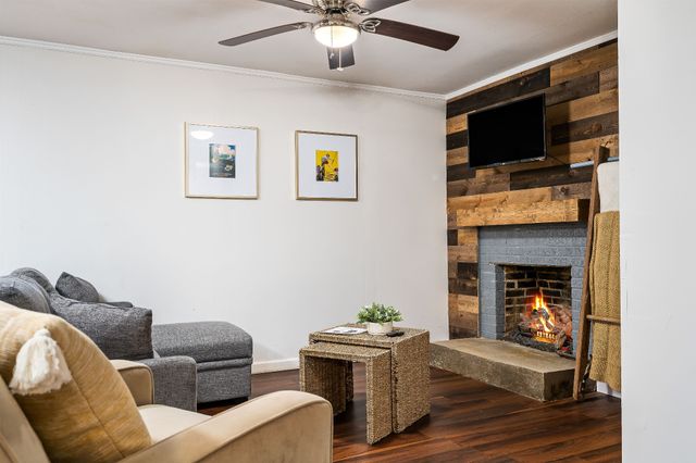 235 Rye Hobbs Hollow Rd, Smithville, TN 37166